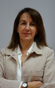 Ana de la Puebla min