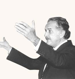 DON CARLOS FUENTES MACÍAS