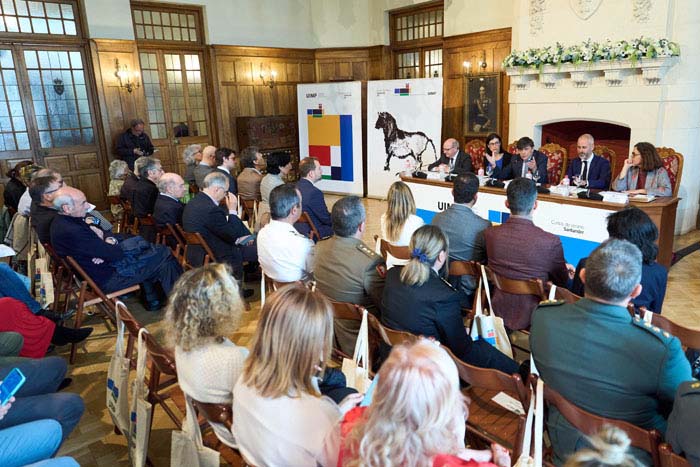 PRESENTACIC393N CURSOS DE VERANO 2024