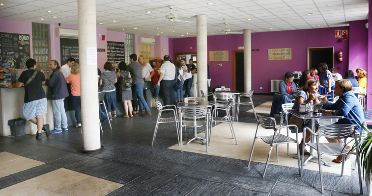 Fotógrafo: Esteban Cobo Las LLamas 28cafeteria29 web